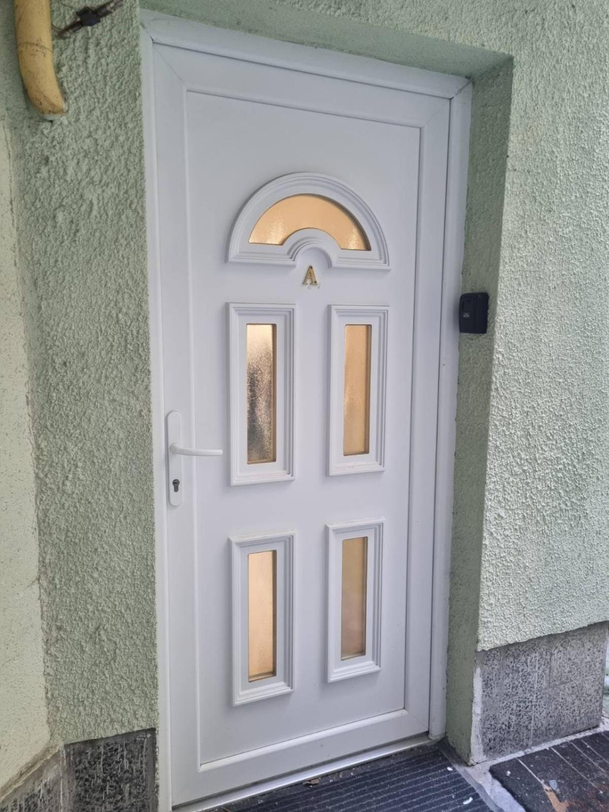 Cozy Family Apartment In بودابست المظهر الخارجي الصورة